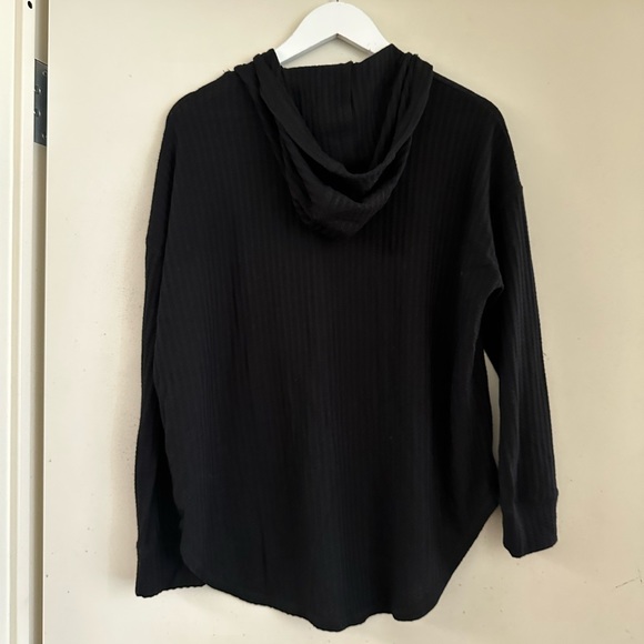 Chaser Black Waffle Knit Hooded Top - Picture 5 of 7